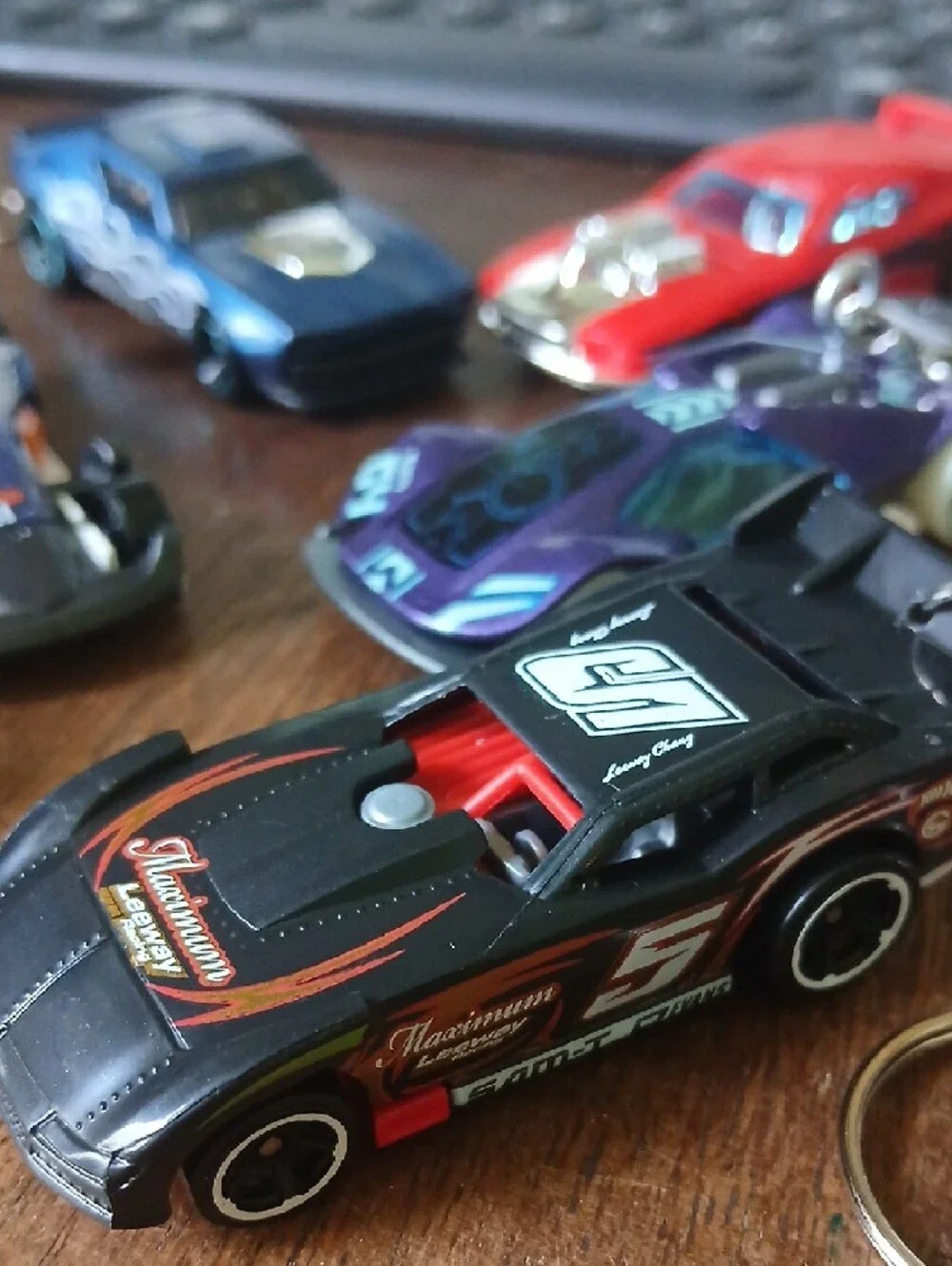 Pawpaws Speed Shop Hot Wheels keychains you